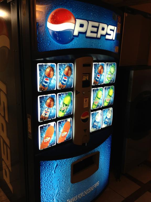 Super 8 By Wyndham Oklahoma Dış mekan fotoğraf