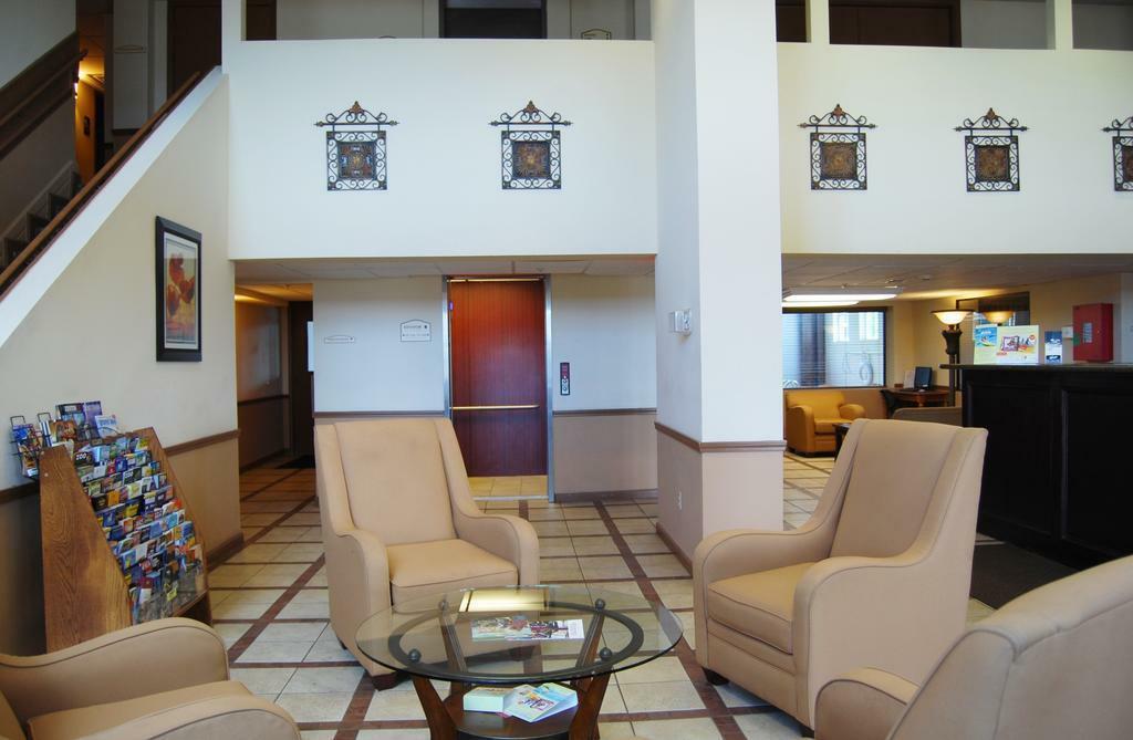 Super 8 By Wyndham Oklahoma Dış mekan fotoğraf